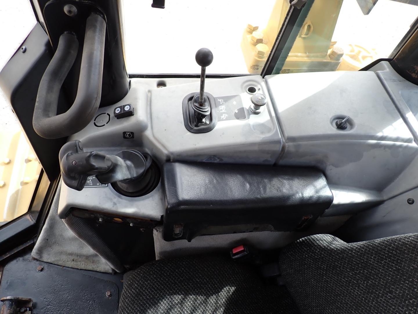 ./imagenes/INVOICE/2019/16023/TOPADOR FRONTAL CAT_D6N XL (15).JPG